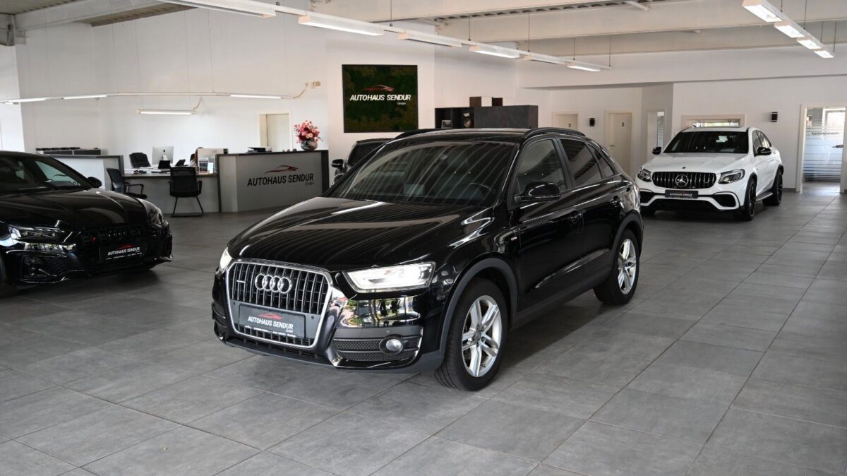 Q3 2.0 TFSI quattro *NAVI*PDC*TOP*LEDER*S-LINE